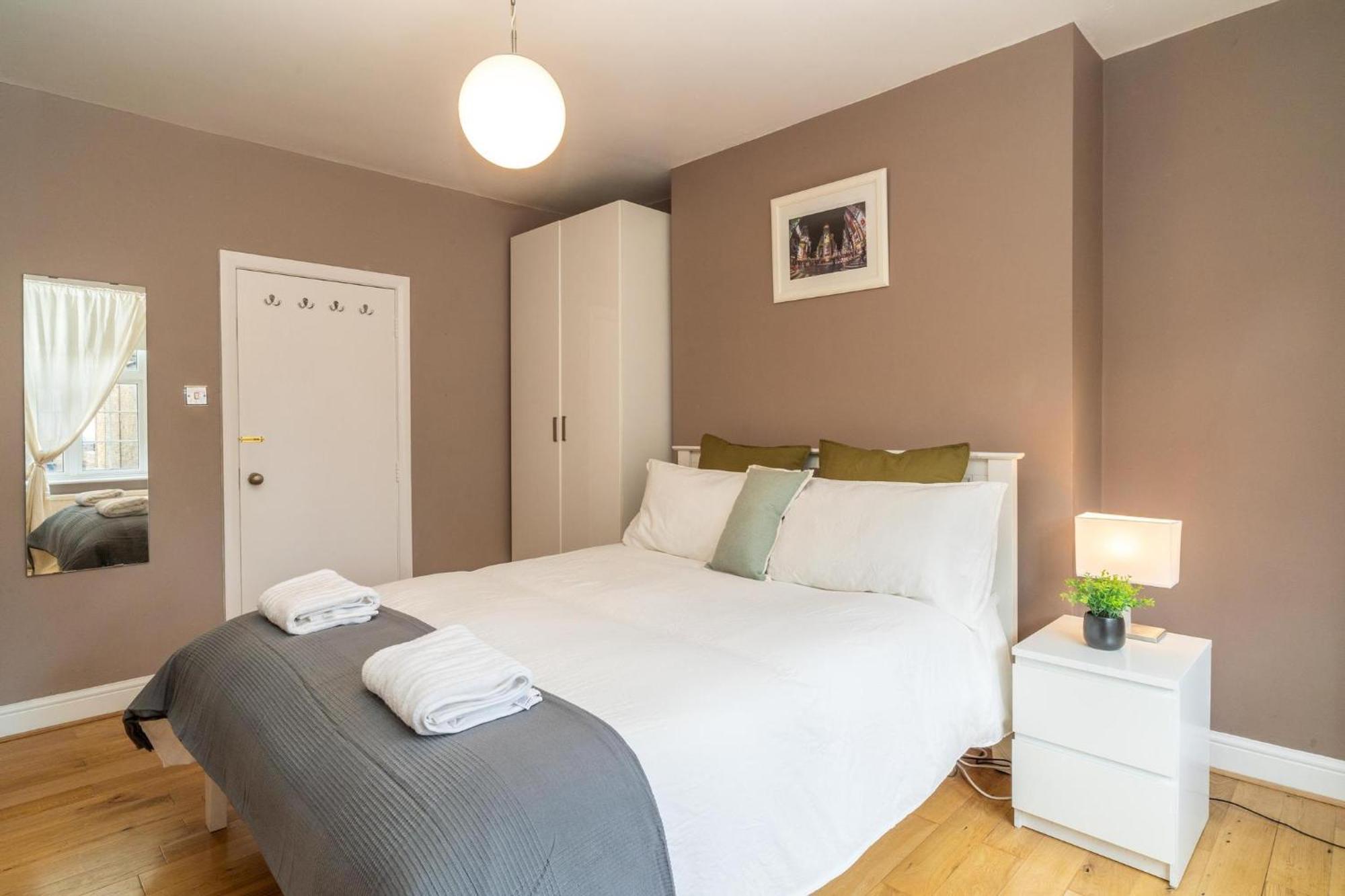 Apartamento Location! 2 Bed/2Bath - Pro Host Londres Exterior foto